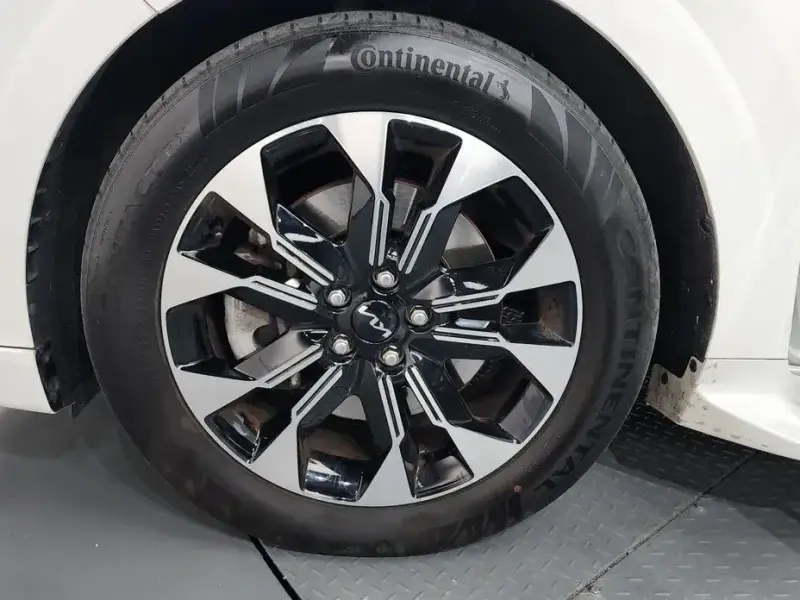 2022 Kia Carnival с пробегом 47 939 км
