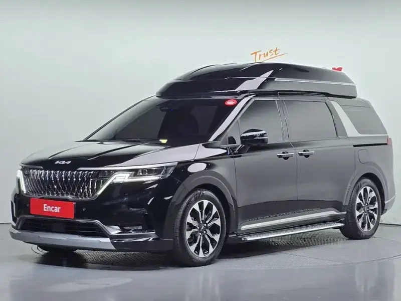 2022 Kia Carnival с пробегом 16 652 км