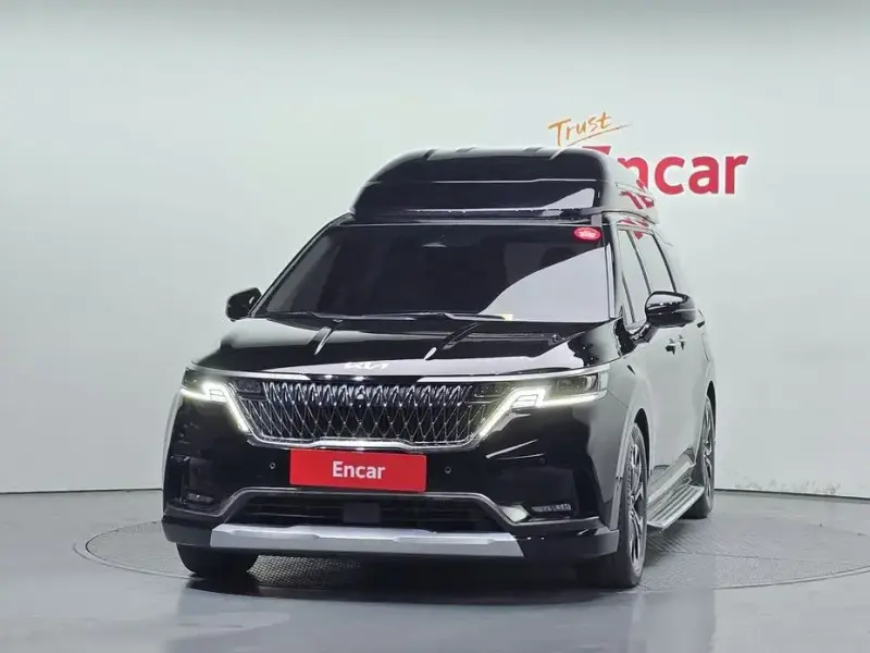2022 Kia Carnival с пробегом 16 652 км