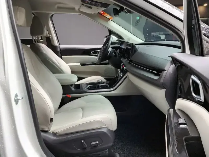 2022 Kia Carnival с пробегом 51 613 км