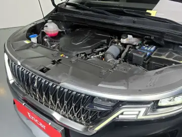 2022 Kia Carnival с пробегом 16 652 км