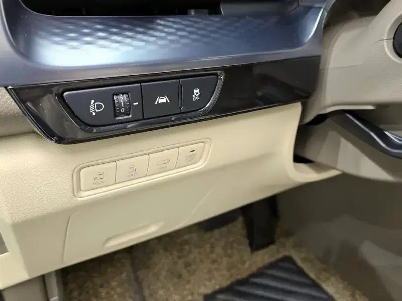 2022 Kia Carnival с пробегом 16 652 км
