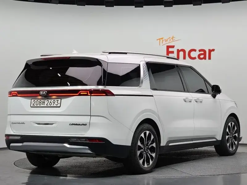 2021 Kia Carnival с пробегом 79 991 км