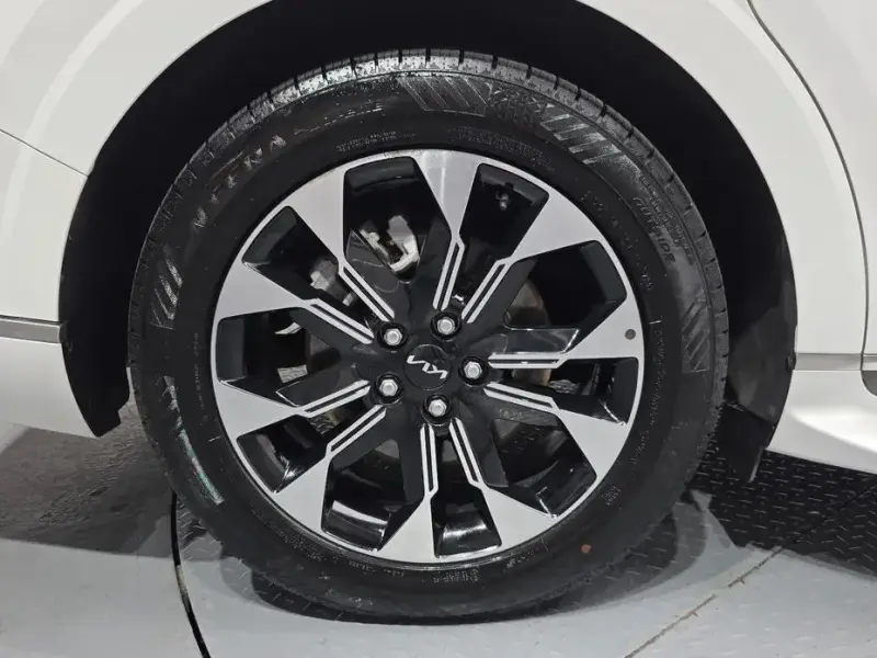 2022 Kia Carnival с пробегом 58 148 км