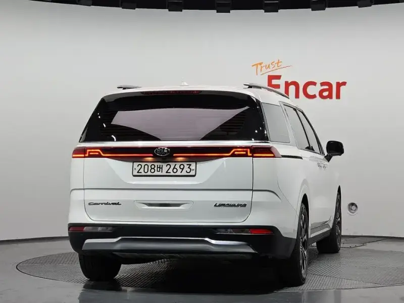 2021 Kia Carnival с пробегом 79 991 км