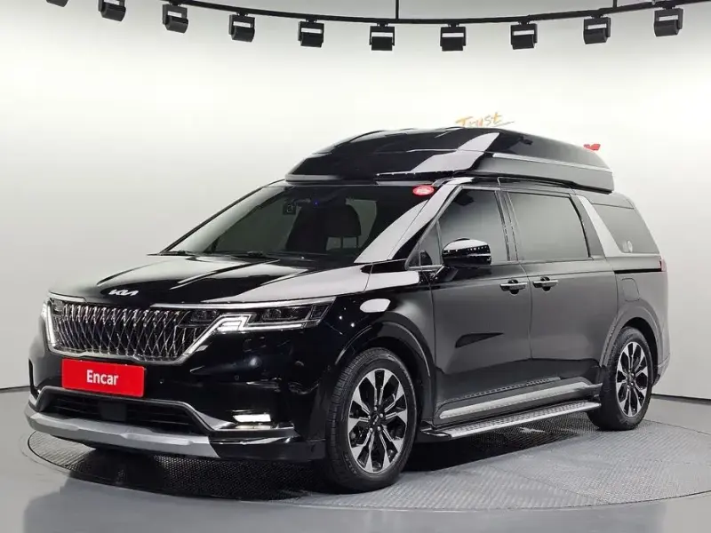 2023 Kia Carnival с пробегом 47 207 км