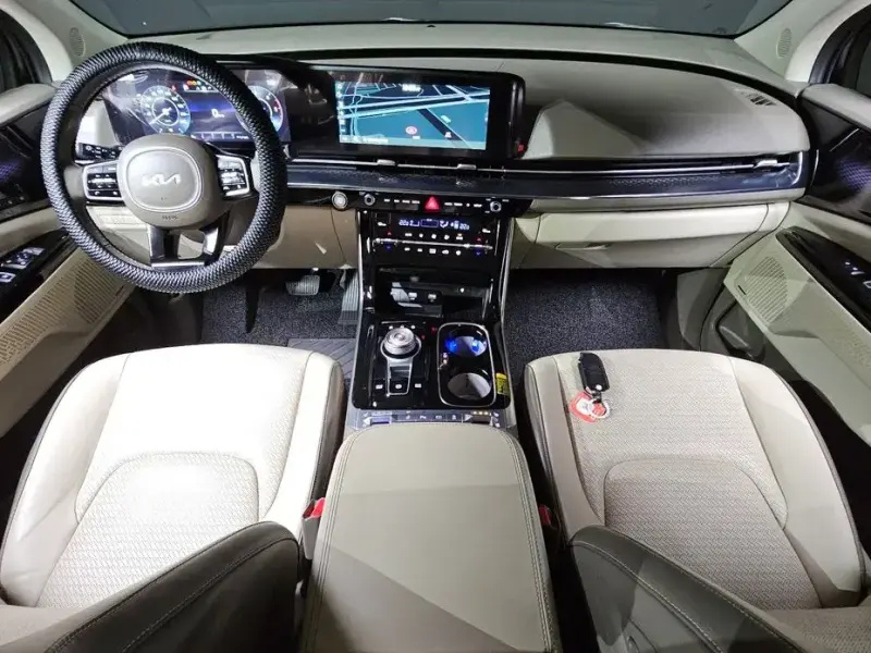 2022 Kia Carnival с пробегом 50 394 км