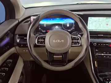2023 Kia Carnival с пробегом 44 738 км