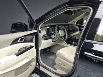 2022 Kia Carnival с пробегом 50 394 км