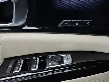2022 Kia Carnival с пробегом 50 394 км