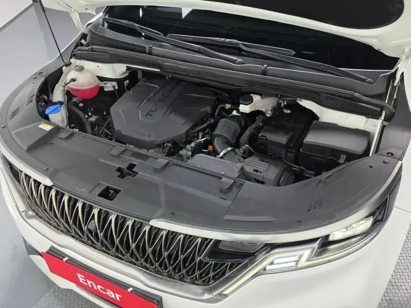 2023 Kia Carnival с пробегом 87 702 км