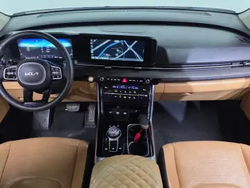 2023 Kia Carnival с пробегом 87 702 км