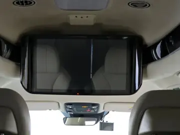 2023 Kia Carnival с пробегом 44 738 км