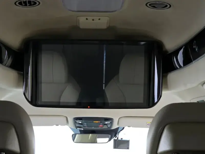 2023 Kia Carnival с пробегом 44 738 км