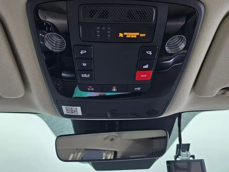 2023 Kia Carnival с пробегом 47 207 км