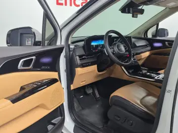 2023 Kia Carnival с пробегом 87 702 км