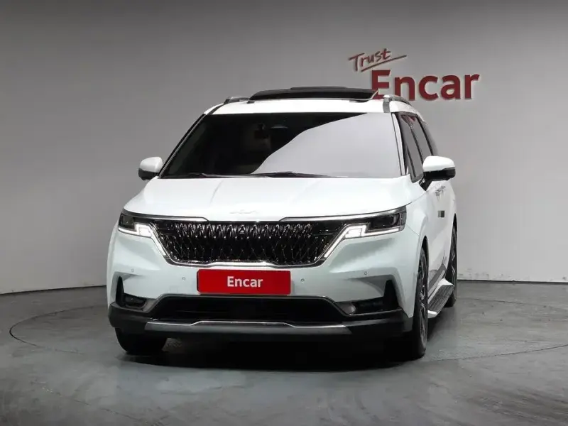 2022 Kia Carnival с пробегом 55 310 км