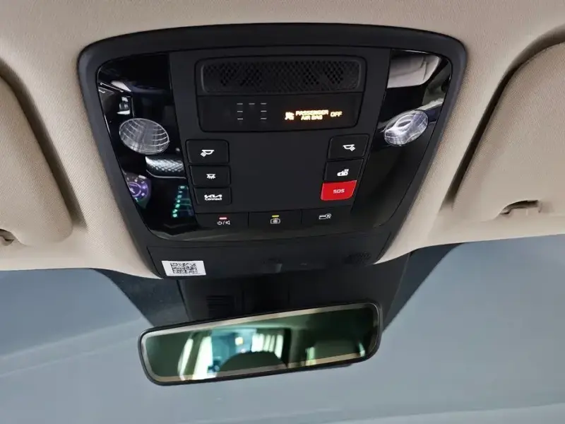 2022 Kia Carnival с пробегом 50 394 км