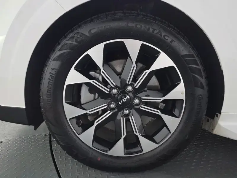 2022 Kia Carnival с пробегом 55 310 км