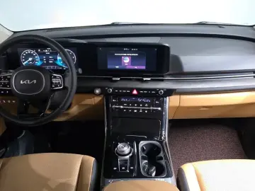 2022 Kia Carnival с пробегом 55 310 км