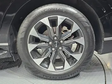 2023 Kia Carnival с пробегом 47 207 км
