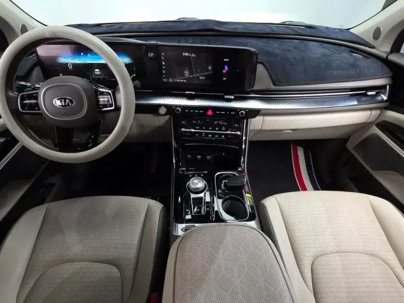 2021 Kia Carnival с пробегом 61 116 км