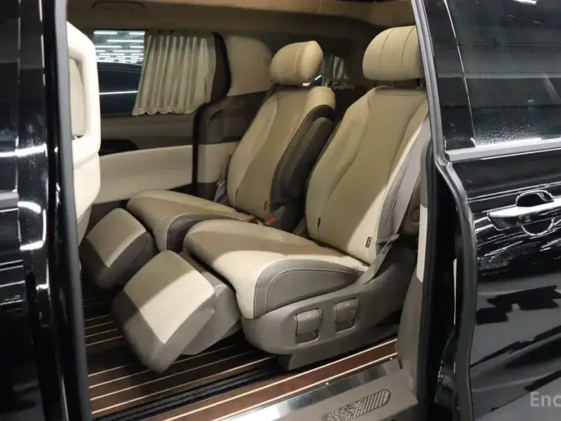 2021 Kia Carnival с пробегом 57 180 км