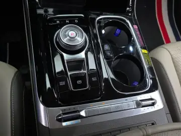 2021 Kia Carnival с пробегом 61 116 км