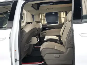 2021 Kia Carnival с пробегом 61 116 км