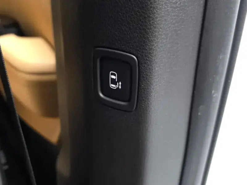 2022 Kia Carnival с пробегом 55 310 км