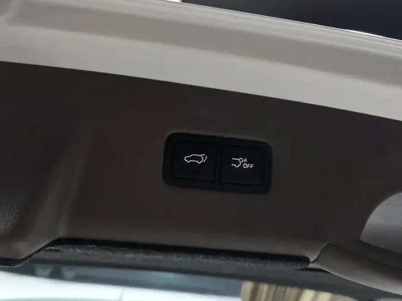 2021 Kia Carnival с пробегом 61 116 км