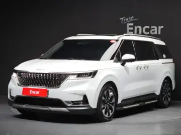 2023 Kia Carnival с пробегом 73 571 км