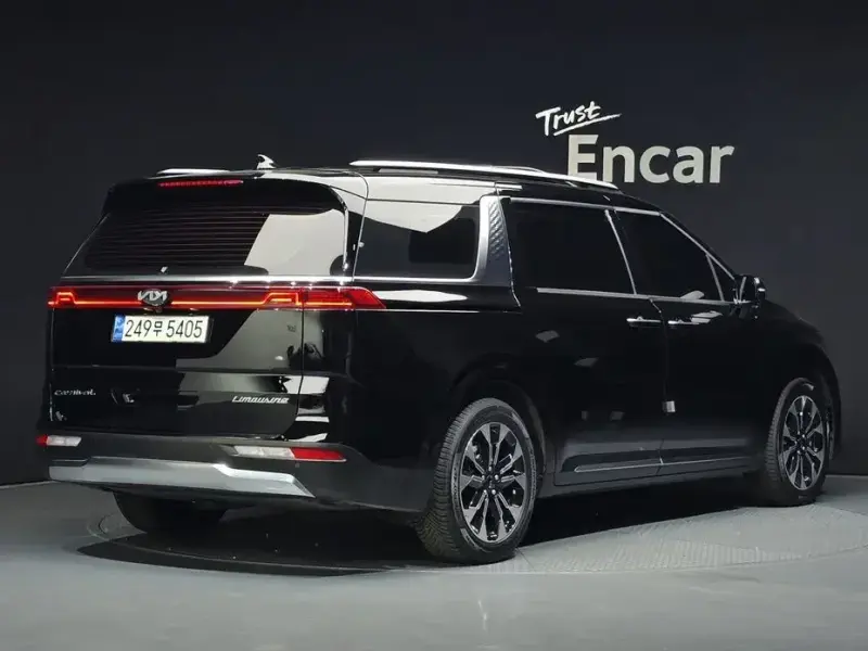 2021 Kia Carnival с пробегом 35 470 км