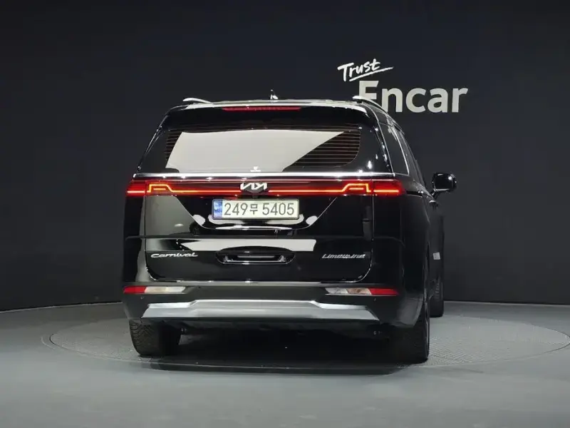 2021 Kia Carnival с пробегом 35 470 км