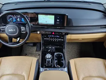 2023 Kia Carnival с пробегом 73 571 км