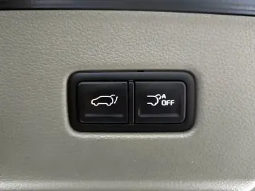 2023 Kia Carnival с пробегом 111 916 км