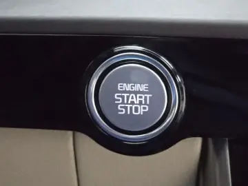 2021 Kia Carnival с пробегом 35 470 км