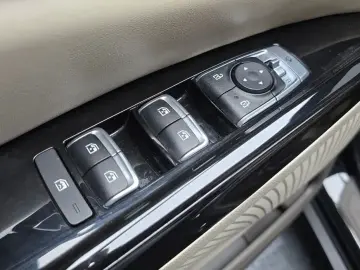 2021 Kia Carnival с пробегом 35 470 км
