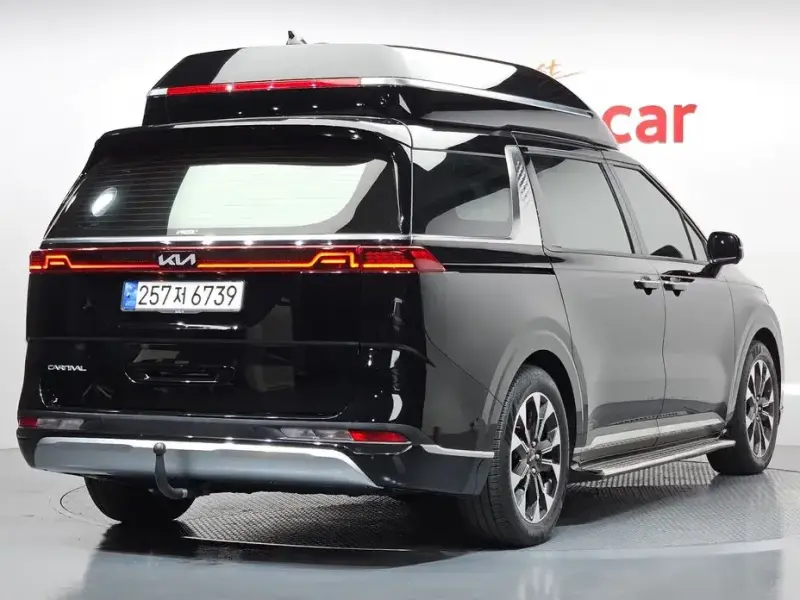 2023 Kia Carnival с пробегом 75 056 км