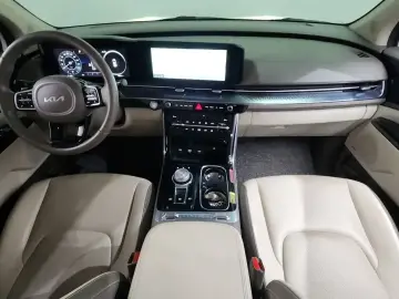 2023 Kia Carnival с пробегом 78 901 км