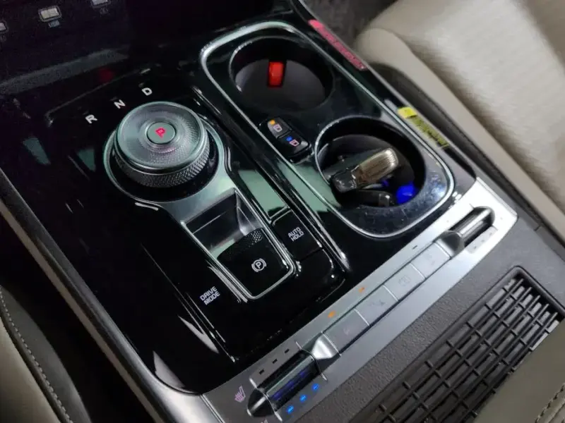 2023 Kia Carnival с пробегом 78 901 км
