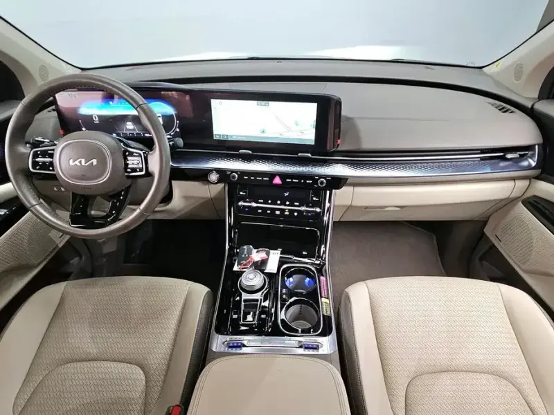 2023 Kia Carnival с пробегом 75 056 км