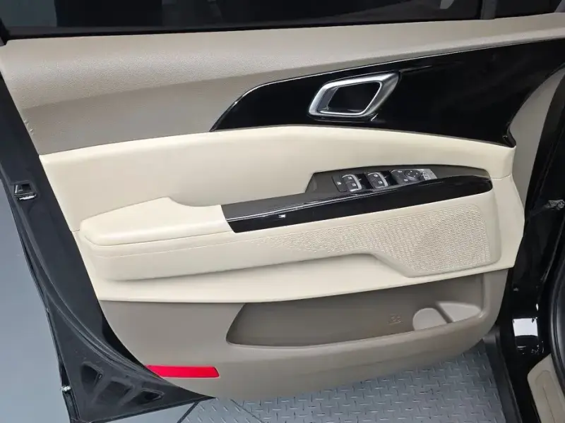 2021 Kia Carnival с пробегом 35 470 км