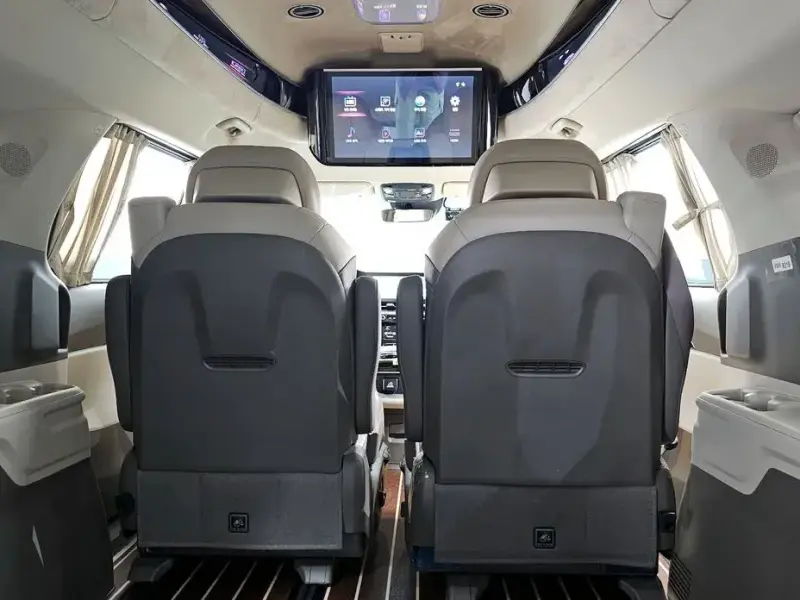 2023 Kia Carnival с пробегом 75 056 км