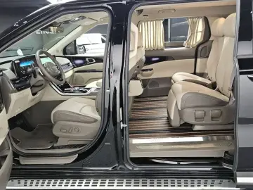 2023 Kia Carnival с пробегом 75 056 км