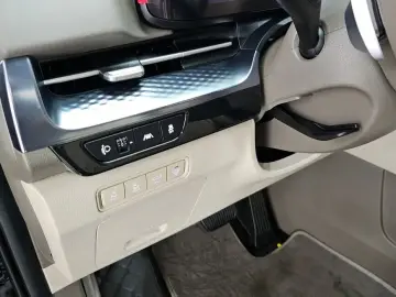2023 Kia Carnival с пробегом 75 056 км