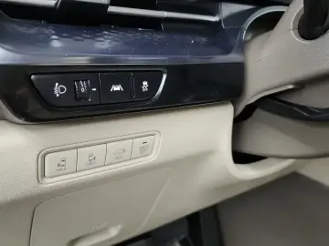 2021 Kia Carnival с пробегом 56 688 км