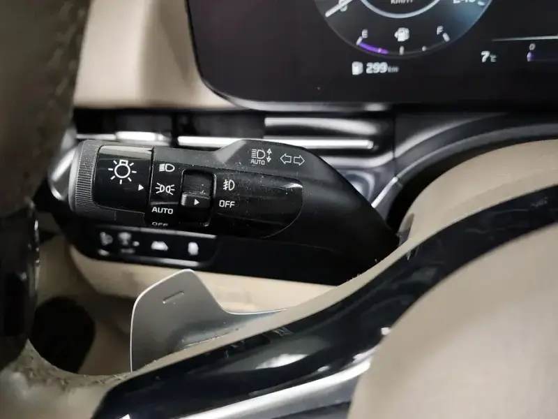 2021 Kia Carnival с пробегом 56 688 км