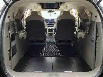 2021 Kia Carnival с пробегом 56 688 км