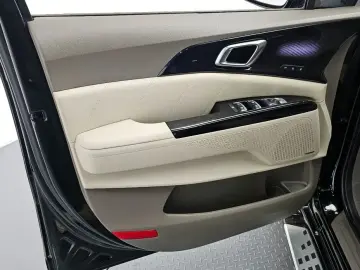 2023 Kia Carnival с пробегом 75 056 км